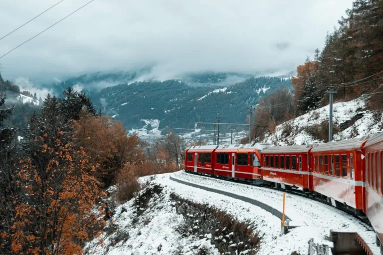 Best Train Journeys in the World: Stunning Routes Every Traveler Must Experience